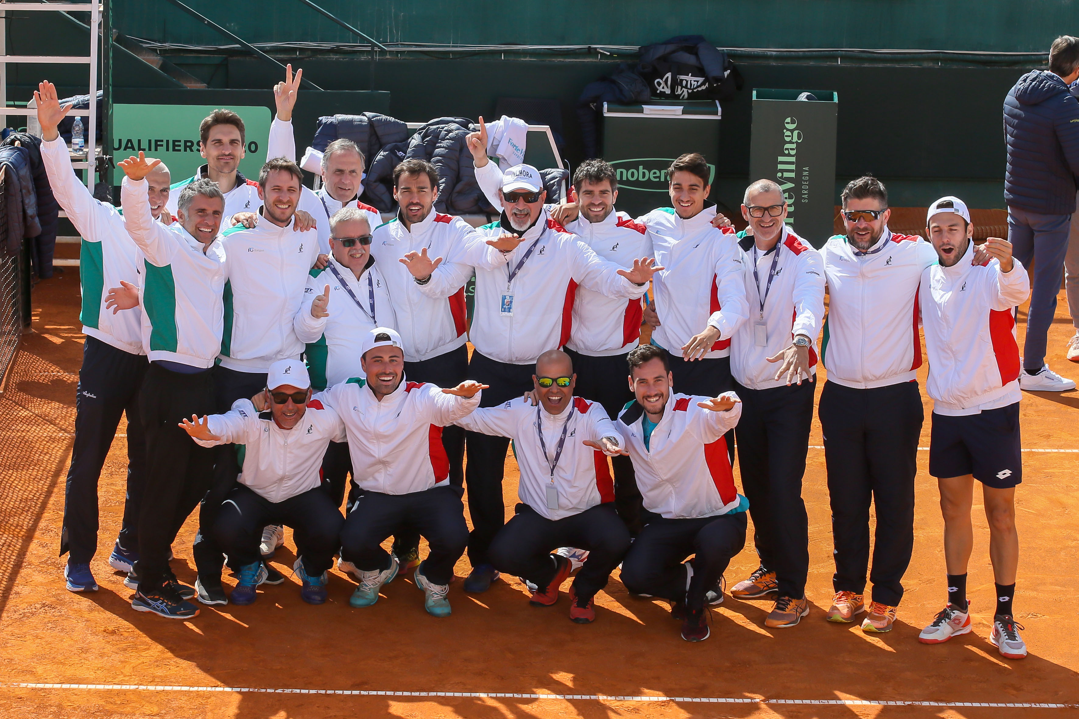 Coppa Davis: la squadra italiana festeggia la qualificazione alle Finals di Madrid
